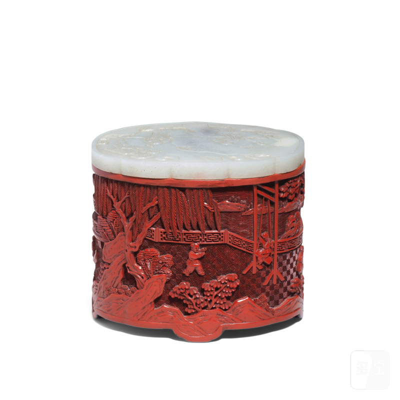 二十世紀 剔紅嬰戲圖筆筒配玉蓋 | A CINNABAR LACQUER BRUSHPOT AND A JADE COVER - 图2